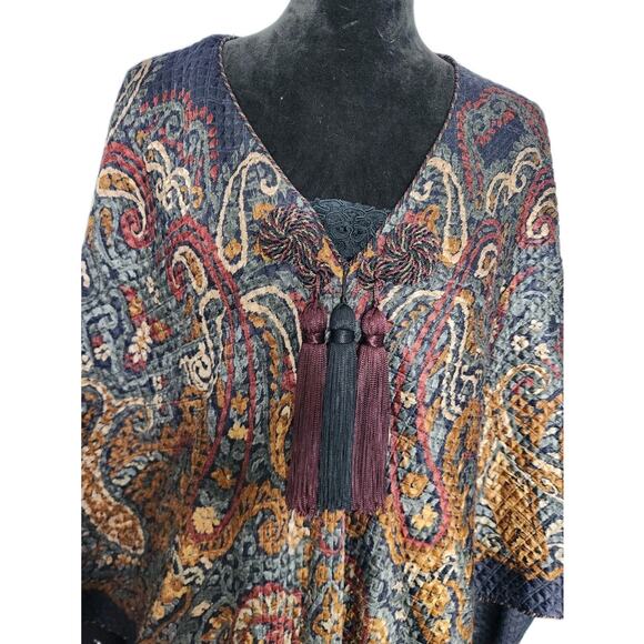 Unbranded Vtg 70s Textured Matelasse Paisley Poncho Cape Wrap w/ Tassels OS - Picture 4 of 6